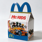 Caixa Mc Lanche Hot Wheels para festa infantil, arquivo digital Studio e PDF pronto para imprimir e cortar com tema de carrinhos de corrida.